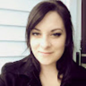 Meet your Posher, Lora